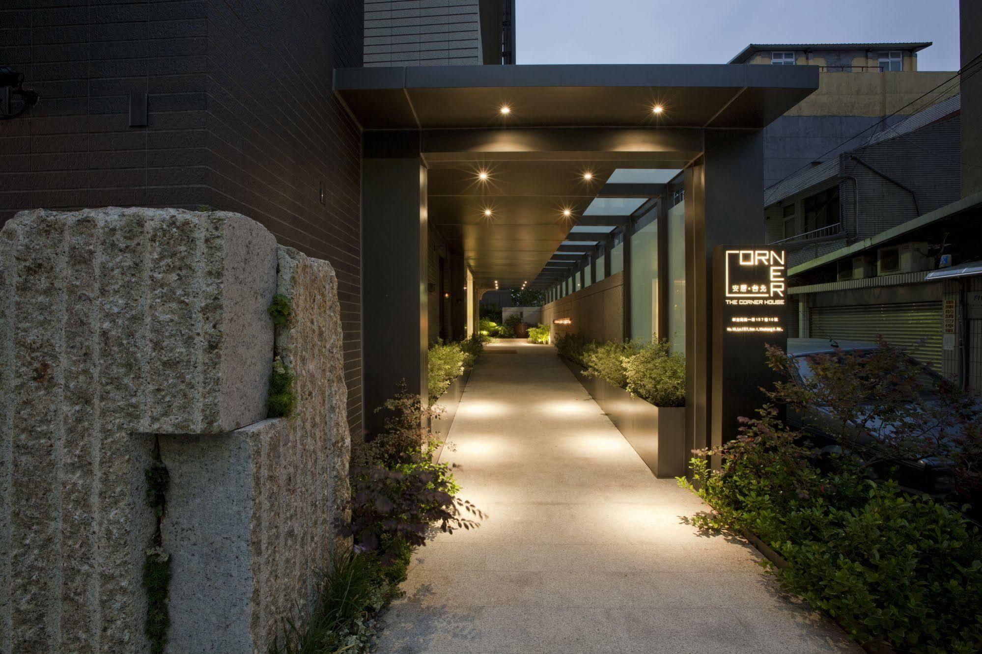 The Corner House Hotel Taipé Exterior foto